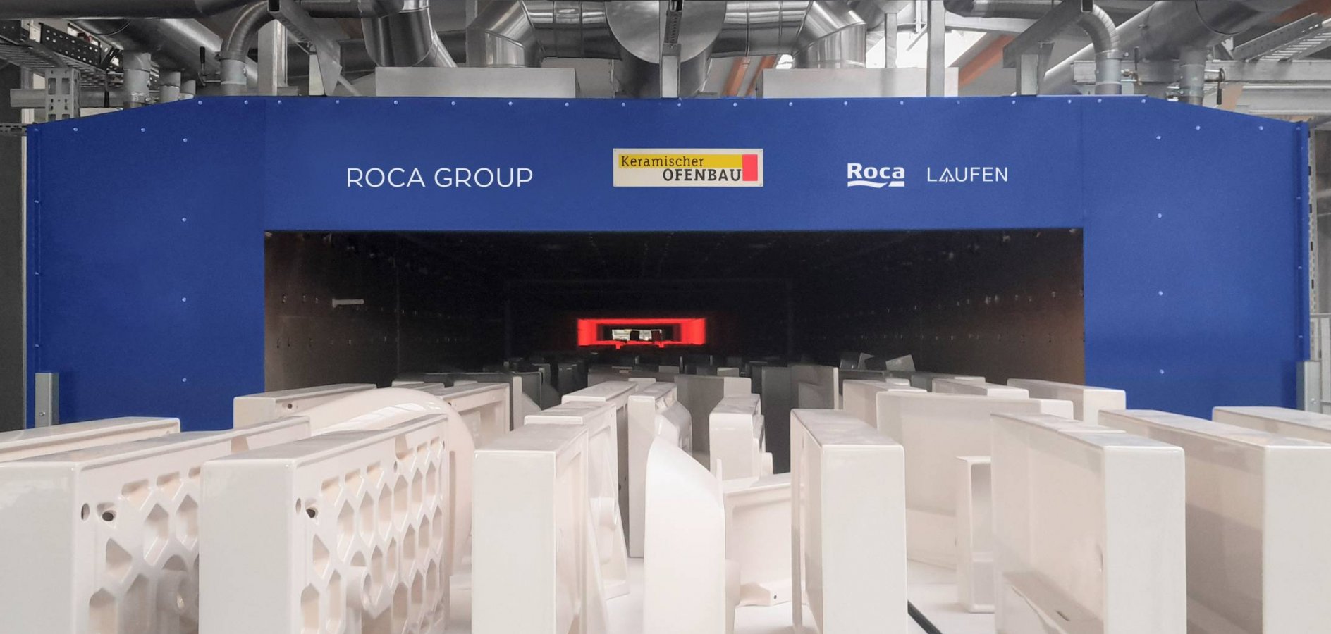 LAUFEN, Roca Group, Keramischer Ofenbau, Gmunden, world’s first CO2-free electric kiln, industrial revolution in the sanitary industry, electricity, not gas, innovation, sustainable, sustainability, zero carbon, Press Release, info